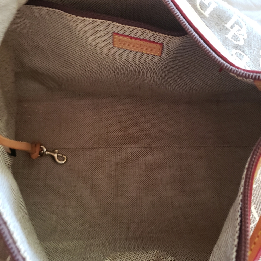 Purse - Picture 2 of 4